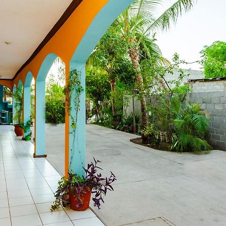 OYO Hotel Miramar Loreto  Exterior foto